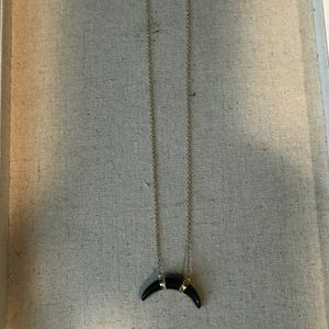 Stella and Dot Arc pendant necklace